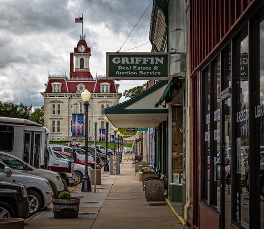 Cottonwood Falls KS Downtown 2016_04_27_1478-4