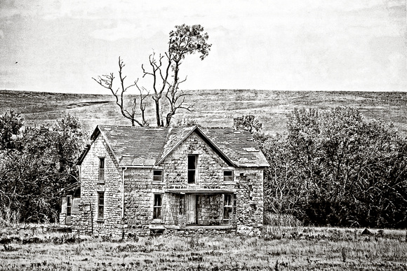 IMG_9588a 2 BW Limestone Farmhouse