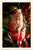 Blown Glass Santa with Border